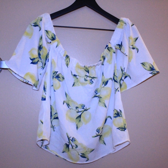 Sweet Wanderer Lemon Print Off-the-Shoulder Top - Picture 2 of 4